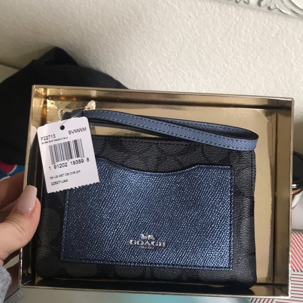 Coach Wristlet NWT